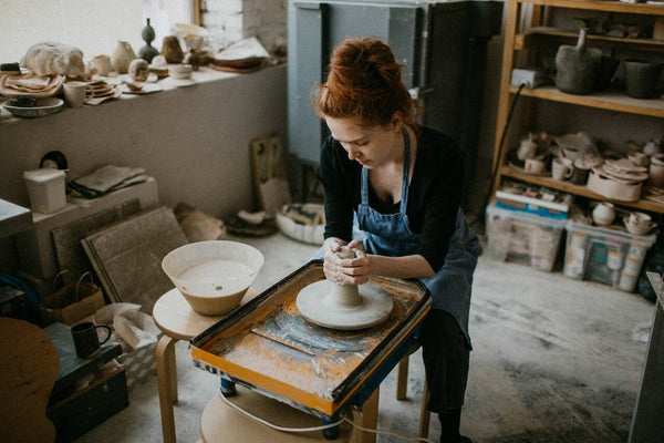 Ceramicist using her creative mind to make pots